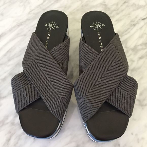 Free People Patterned Geometric Platform Slides - Picture 4 of 8